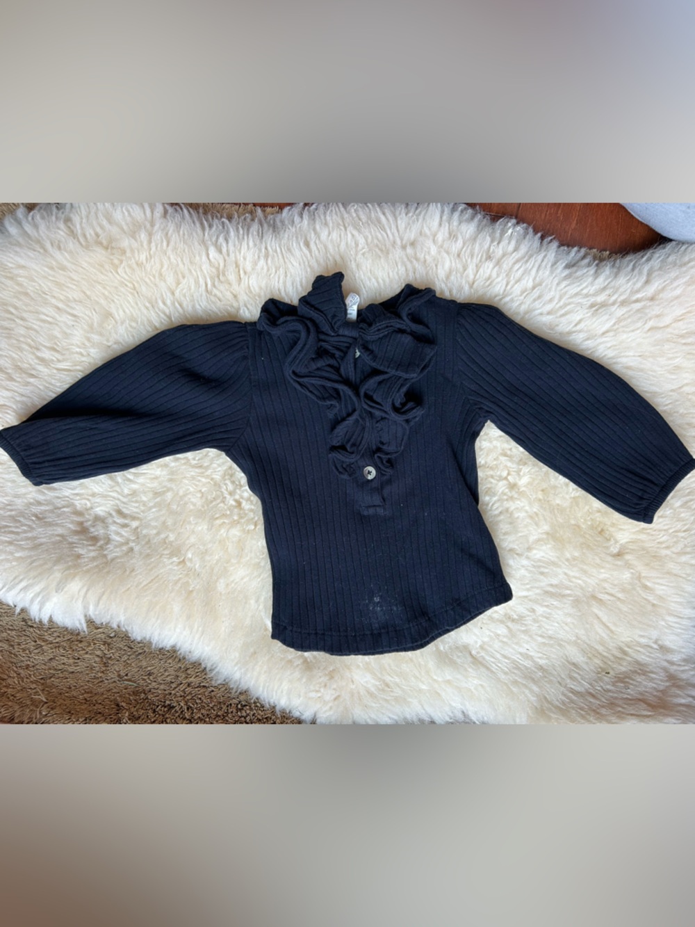 kate quinn Black Ribbed ruffle shirt